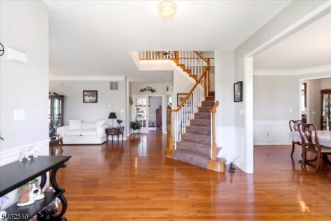1 Tanager Drive Raritan NJ 08551