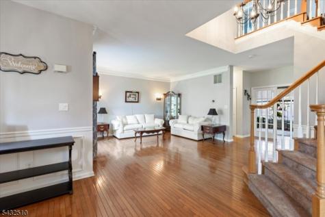 1 Tanager Drive Raritan NJ 08551