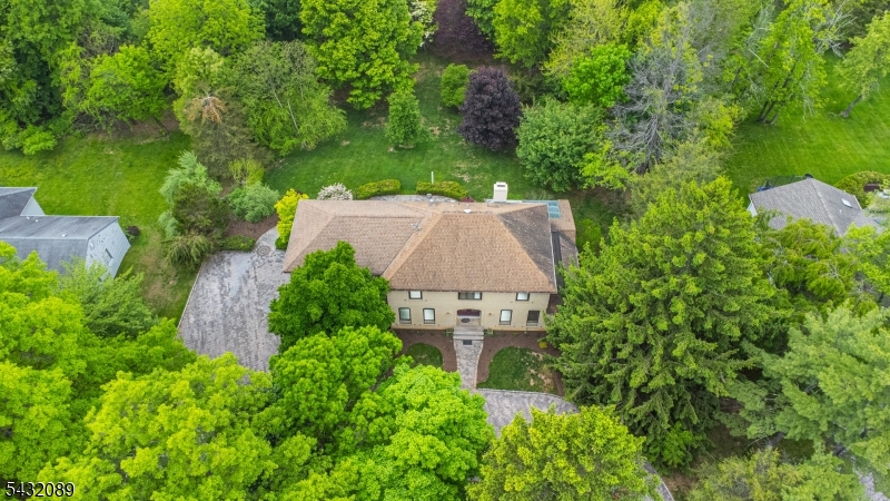 104 Shrewsbury Drive Livingston NJ 07039
