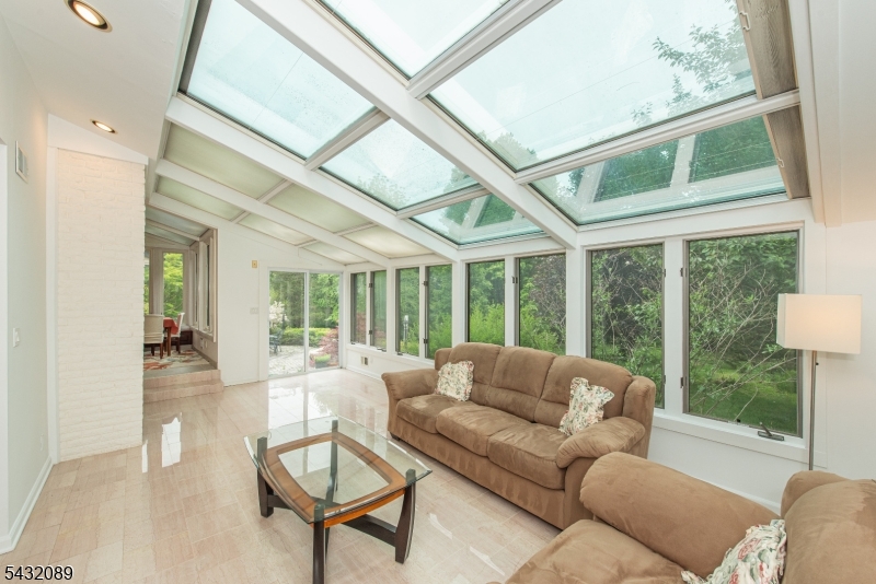 104 Shrewsbury Drive Livingston NJ 07039