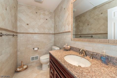 104 Shrewsbury Drive Livingston NJ 07039