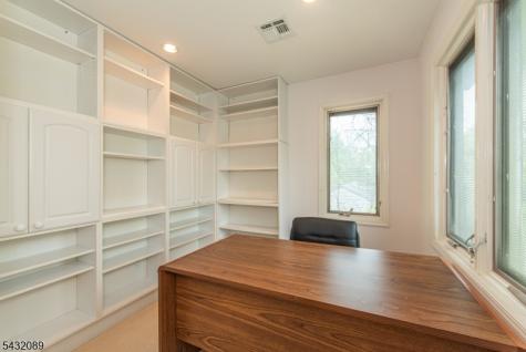 104 Shrewsbury Drive Livingston NJ 07039