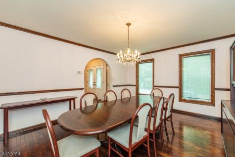 104 Shrewsbury Drive Livingston NJ 07039