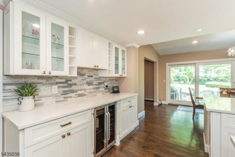 111 Mckinley Avenue East Hanover NJ 07936