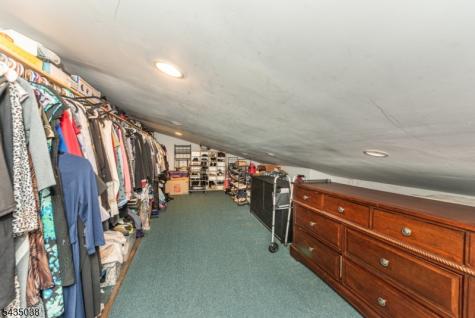 111 Mckinley Avenue East Hanover NJ 07936