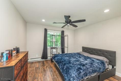 111 Mckinley Avenue East Hanover NJ 07936