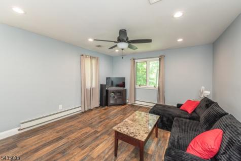 111 Mckinley Avenue East Hanover NJ 07936