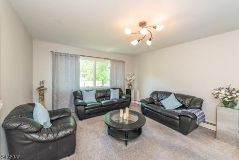 111 Mckinley Avenue East Hanover NJ 07936