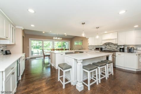 111 Mckinley Avenue East Hanover NJ 07936