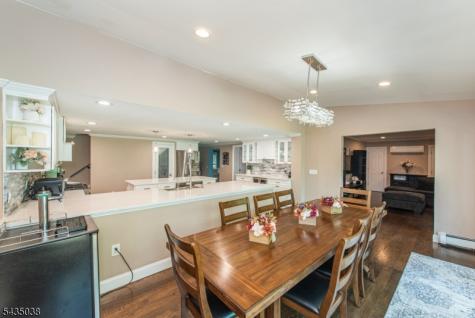 111 Mckinley Avenue East Hanover NJ 07936