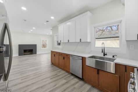 31 Saint Moritz Place Wayne NJ 07470