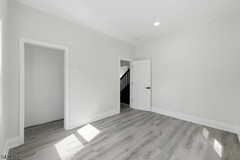 31 Saint Moritz Place Wayne NJ 07470