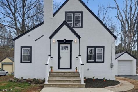 31 Saint Moritz Place Wayne NJ 07470