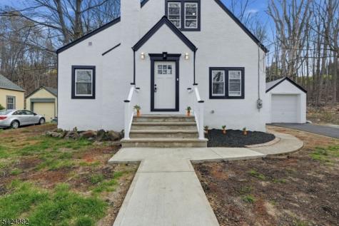 31 Saint Moritz Place Wayne NJ 07470