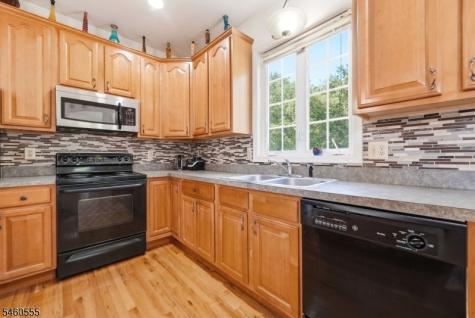 6 Andre Court Hardyston NJ 07416