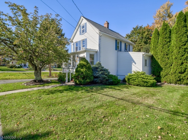 22 Orchard Street Newton NJ 07860
