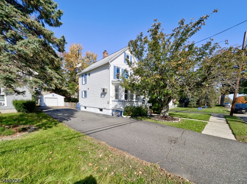 22 Orchard Street Newton NJ 07860