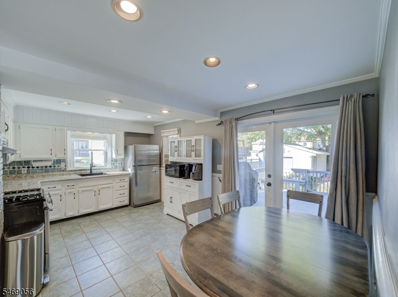 22 Orchard Street Newton NJ 07860