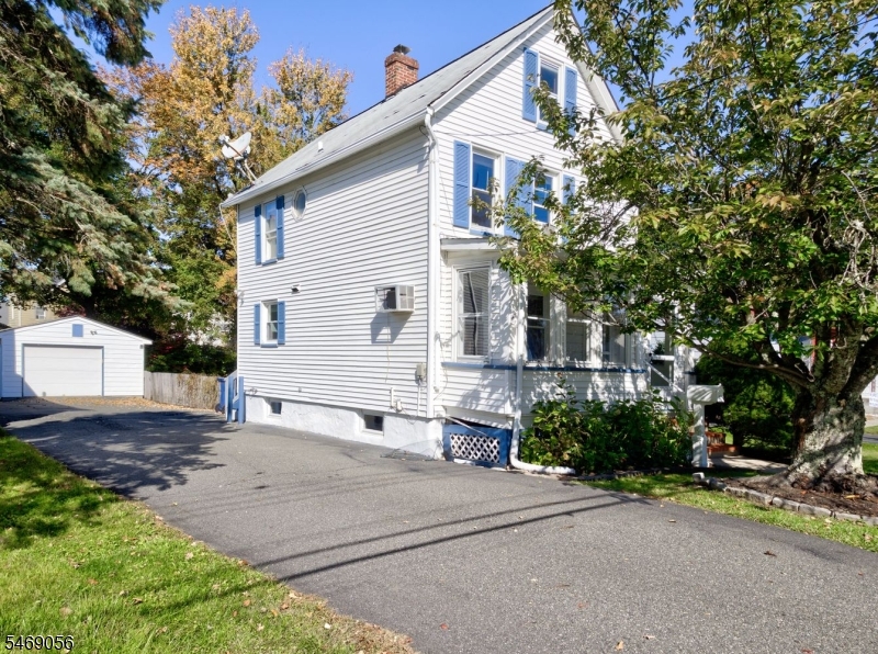 22 Orchard Street Newton NJ 07860