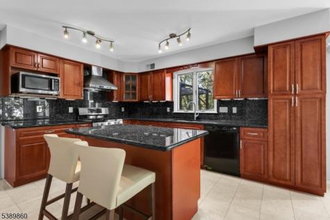 135 Woods End Drive Bernards NJ 07920
