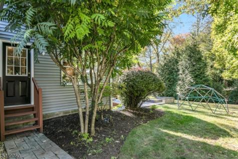 135 Woods End Drive Bernards NJ 07920