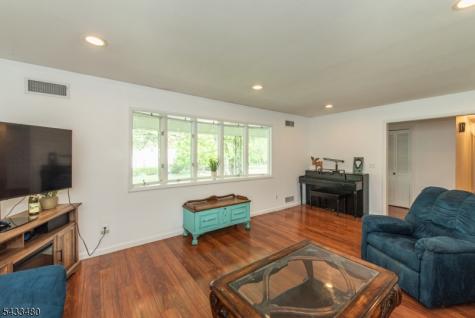 30 Woodland Road Franklin NJ 07416
