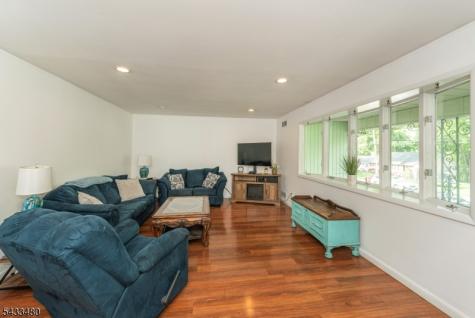 30 Woodland Road Franklin NJ 07416