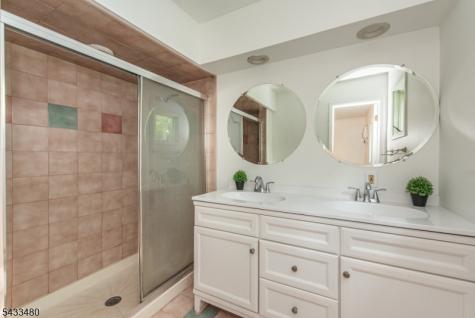 30 Woodland Road Franklin NJ 07416