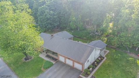 30 Woodland Road Franklin NJ 07416