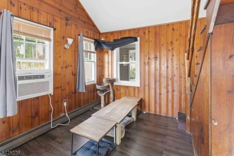 54 Wildwood Road Jefferson NJ 07438