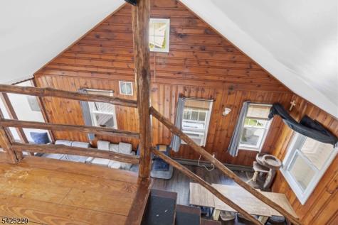 54 Wildwood Road Jefferson NJ 07438