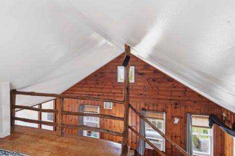 54 Wildwood Road Jefferson NJ 07438