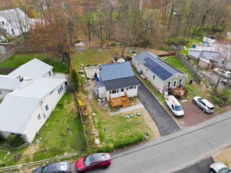 54 Wildwood Road Jefferson NJ 07438