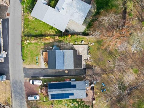 54 Wildwood Road Jefferson NJ 07438