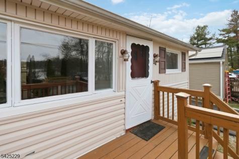 54 Wildwood Road Jefferson NJ 07438