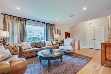 23 Shelley Road Springfield NJ 07081