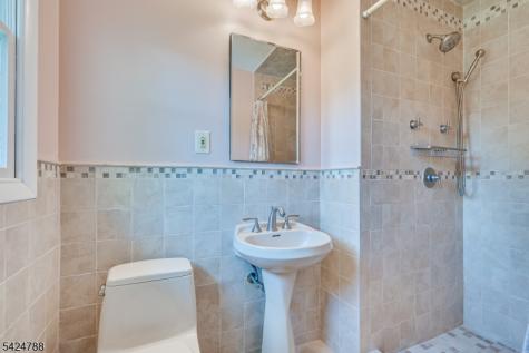23 Shelley Road Springfield NJ 07081