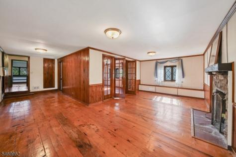 4 Boss Road East Amwell NJ 08551