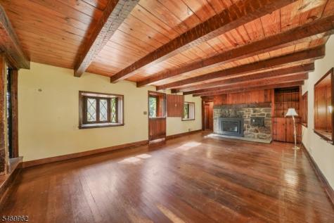 4 Boss Road East Amwell NJ 08551