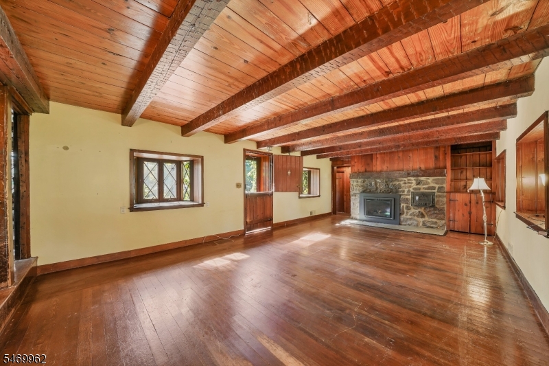 4 Boss Road East Amwell NJ 08551