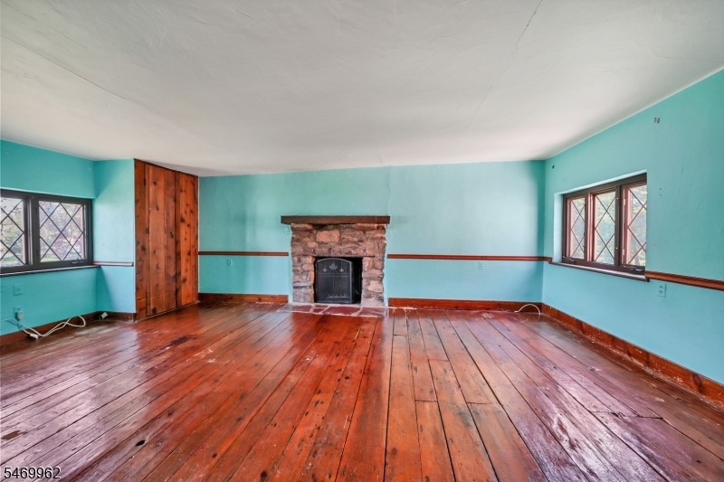 4 Boss Road East Amwell NJ 08551