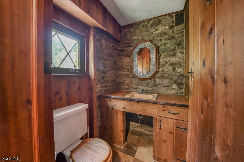 4 Boss Road East Amwell NJ 08551