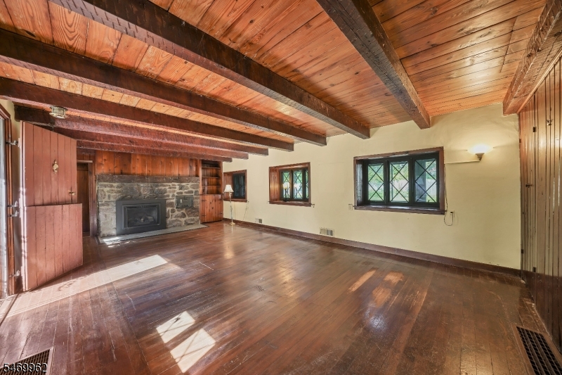 4 Boss Road East Amwell NJ 08551
