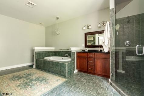 80 Linvale Road East Amwell NJ 08551