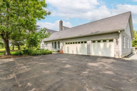 80 Linvale Road East Amwell NJ 08551