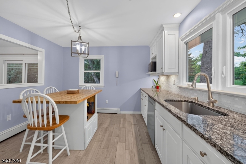 8 Molly Bee Road Raritan NJ 08822