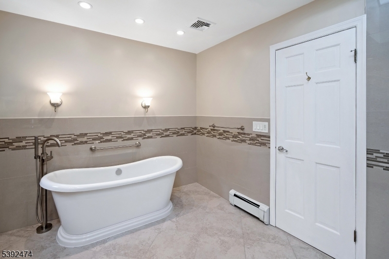 3 Anthony Avenue Edison NJ 08820
