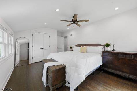 35 Stuart Street Waldwick NJ 07463