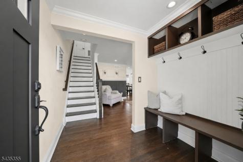 35 Stuart Street Waldwick NJ 07463