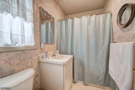 14 Holmes Street West Orange NJ 07052